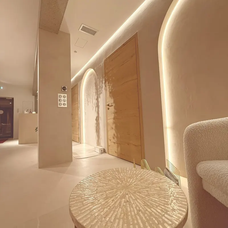 Réalisation RR Line — espace intérieur n° 13